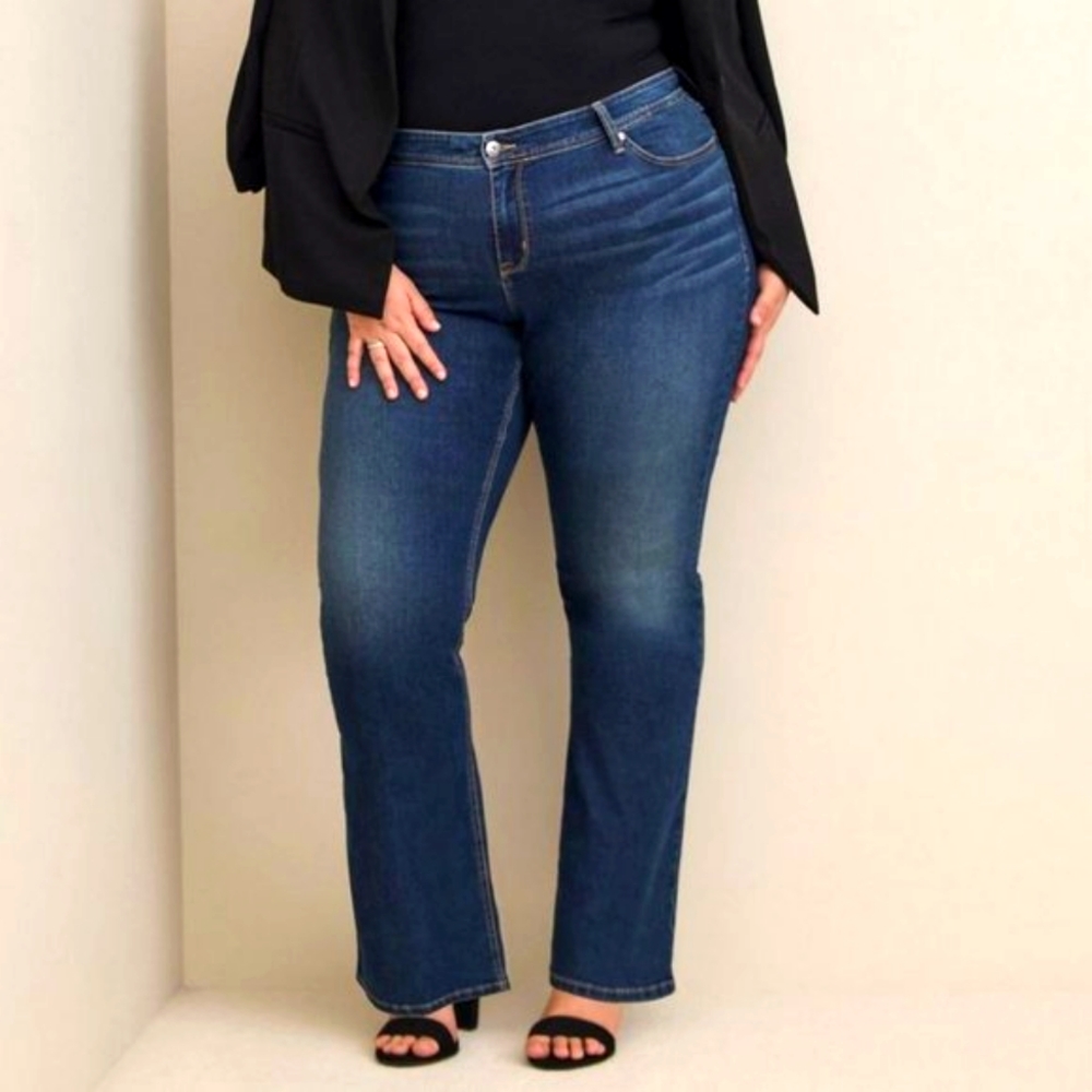 ❤️NWT VINTAGE TORRID JEANS - LUXE BOOT CUT - SUPER STRETCH DENIM - MID-RISE - Picture 1 of 15